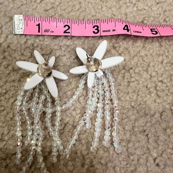 Baublebar White resin crystal flower post earrings - Picture 6 of 6